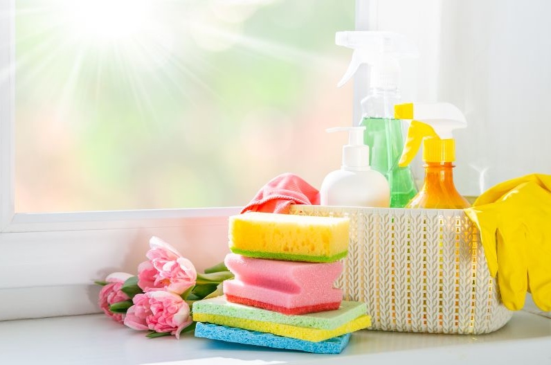 Your Complete Guide to Spring Cleaning Your Finances