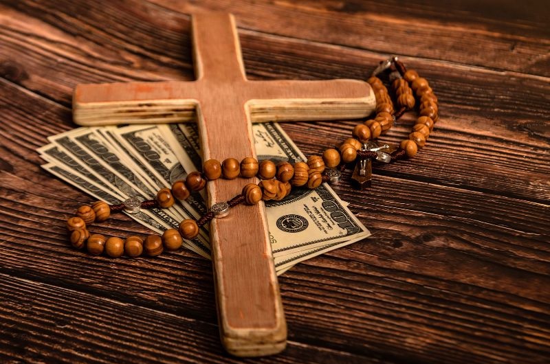 Balancing Faith and Finances: How to Include Tithing in Your Financial Strategy